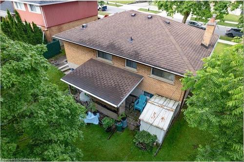 32 Southdale Avenue, Kitchener, ON - Outdoor