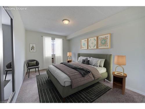 206-10 Cooper Street, Cambridge, ON - Indoor Photo Showing Bedroom