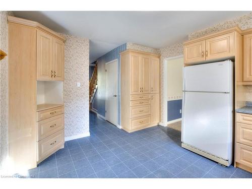 61 Delavan Drive, Cambridge, ON - Indoor Photo Showing Kitchen