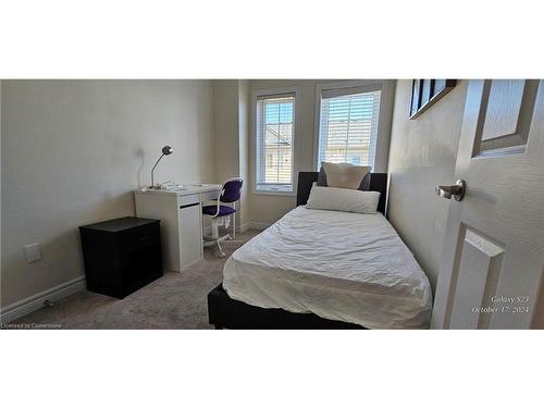 26-420 Linden Drive, Cambridge, ON - Indoor Photo Showing Bedroom