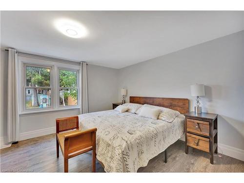 80 Fairview Avenue, Kitchener, ON - Indoor Photo Showing Bedroom