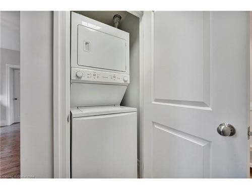 80 Fairview Avenue, Kitchener, ON - Indoor Photo Showing Laundry Room