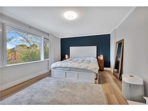 80 Fairview Avenue, Kitchener, ON - Indoor Photo Showing Bedroom