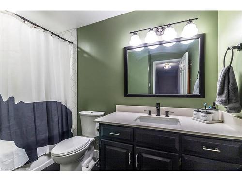 144 Kent Street, Cambridge, ON - Indoor Photo Showing Bathroom