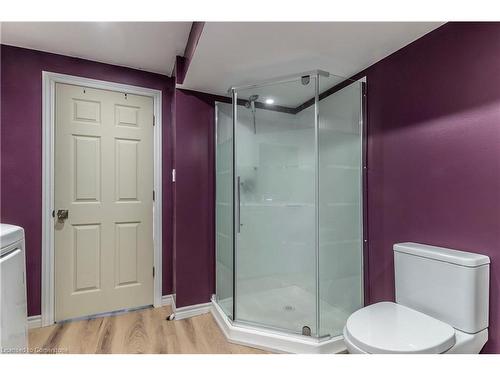 144 Kent Street, Cambridge, ON - Indoor Photo Showing Bathroom