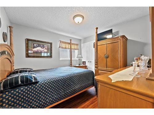 83 Drinkwater Drive, Cambridge, ON - Indoor Photo Showing Bedroom