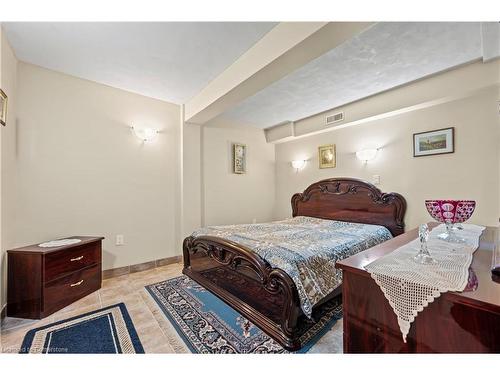 83 Drinkwater Drive, Cambridge, ON - Indoor Photo Showing Bedroom