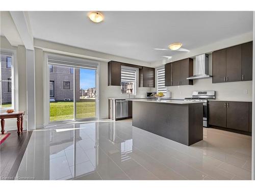 58 Mary Watson Street, Ayr, ON - Indoor Photo Showing Kitchen With Upgraded Kitchen