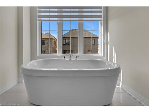 58 Mary Watson Street, Ayr, ON - Indoor Photo Showing Bathroom