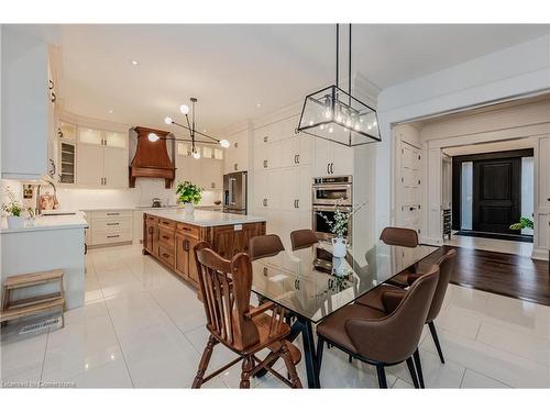 2029 Morrison Road, North Dumfries, ON - Indoor Photo Showing Dining Room