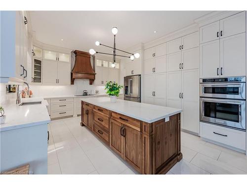 2029 Morrison Road, North Dumfries, ON - Indoor Photo Showing Kitchen With Upgraded Kitchen