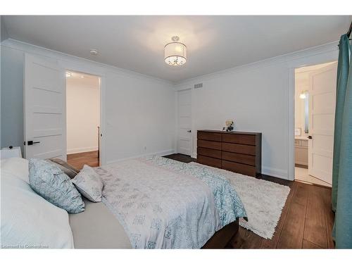 2029 Morrison Road, North Dumfries, ON - Indoor Photo Showing Bedroom