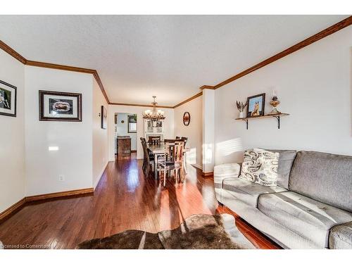 1820 Briarwood Drive, Cambridge, ON - Indoor Photo Showing Living Room