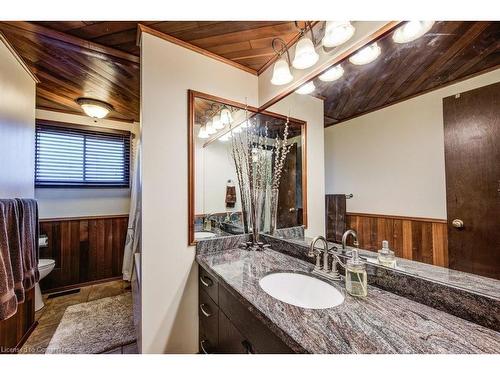 1820 Briarwood Drive, Cambridge, ON - Indoor Photo Showing Bathroom