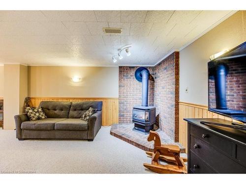 1820 Briarwood Drive, Cambridge, ON - Indoor With Fireplace