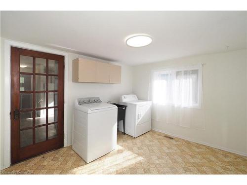 573 West Gore Street, Stratford, ON - Indoor Photo Showing Laundry Room