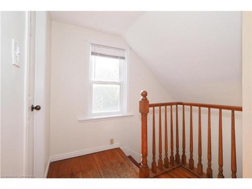 573 West Gore Street, Stratford, ON - Indoor Photo Showing Other Room