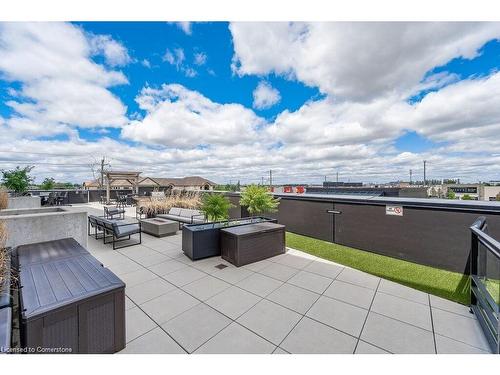 602-251 Northfield Drive, Waterloo, ON - Outdoor With View