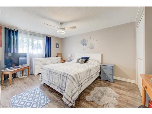 134 Marmel Court, Cambridge, ON - Indoor Photo Showing Bedroom