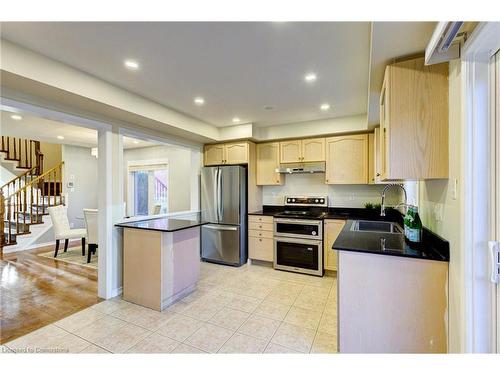 15 Staines Street, Breslau, ON - Indoor Photo Showing Kitchen