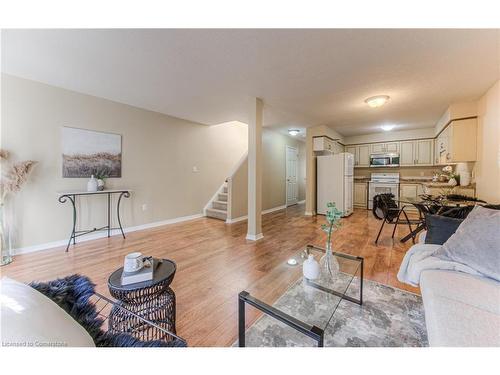 E29-85 Bankside Drive, Kitchener, ON - Indoor Photo Showing Living Room