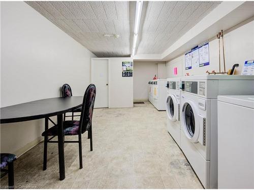 308-71 Vanier Drive, Kitchener, ON - Indoor Photo Showing Laundry Room