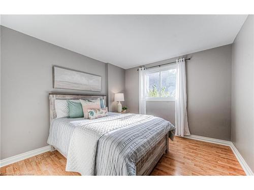 86-65 Glamis Road, Cambridge, ON - Indoor Photo Showing Bedroom