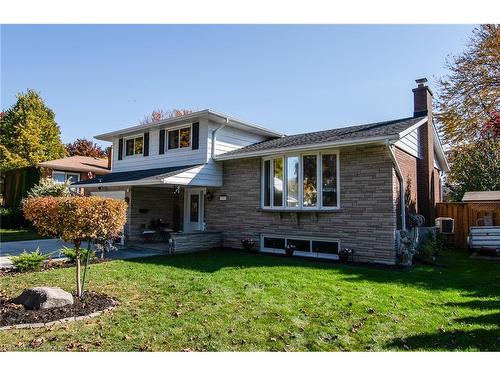 11 Hampton Place, Kitchener, ON - Outdoor