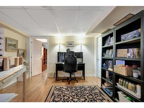 102 Bushmill Circle, Freelton, ON - Indoor Photo Showing Office