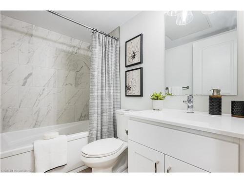 A4-405 Myers Road, Cambridge, ON - Indoor Photo Showing Bathroom