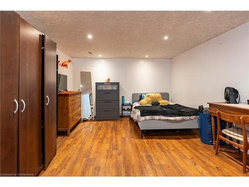 58 Breckenridge Drive, Kitchener, ON - Indoor Photo Showing Bedroom