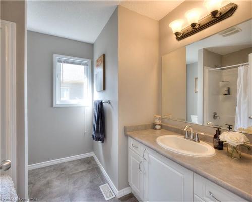 2C-931 Glasgow Street, Kitchener, ON - Indoor Photo Showing Bathroom