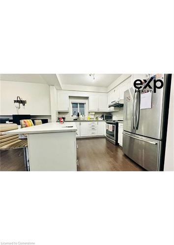 283 Buttonbush Street, Waterloo, ON - Indoor Photo Showing Kitchen