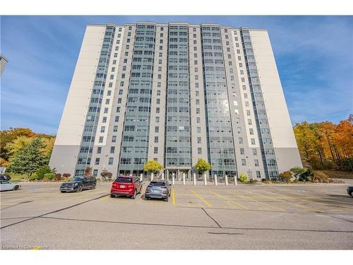 1006-55 Green Valley Drive, Kitchener, ON - Outdoor With Facade