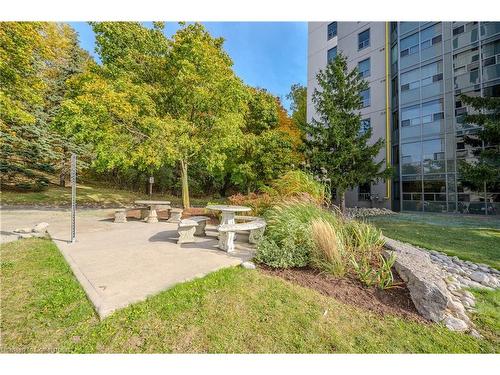 1006-55 Green Valley Drive, Kitchener, ON - Outdoor