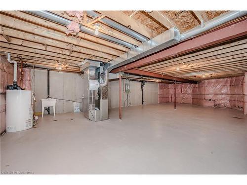 26-50 Midland Drive, Kitchener, ON - Indoor Photo Showing Basement