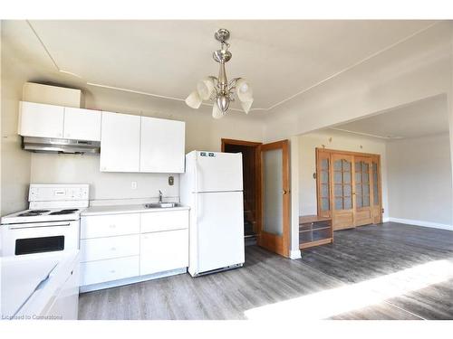 238 Lowther Street N, Cambridge, ON - Indoor Photo Showing Kitchen