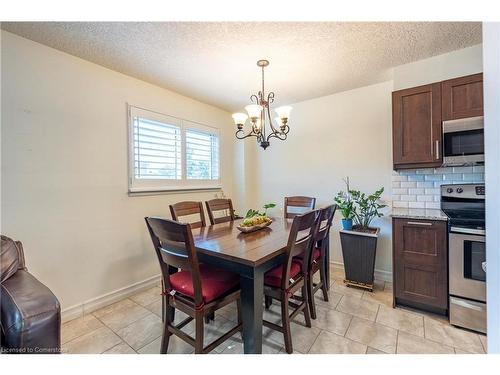 38-51 Paulander Drive, Kitchener, ON - Indoor Photo Showing Dining Room