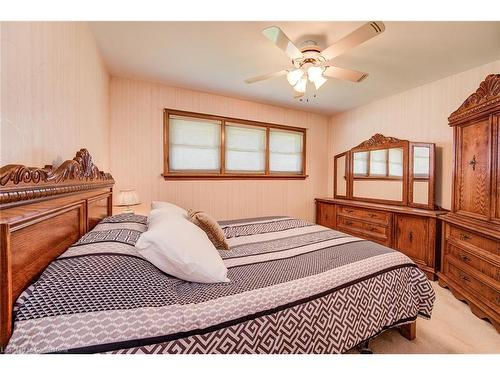 95 Byron Avenue, Kitchener, ON - Indoor Photo Showing Bedroom