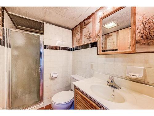 95 Byron Avenue, Kitchener, ON - Indoor Photo Showing Bathroom