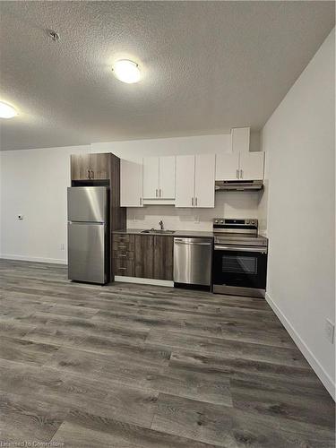 206-1434 Highland Road W, Kitchener, ON - Indoor Photo Showing Kitchen With Stainless Steel Kitchen