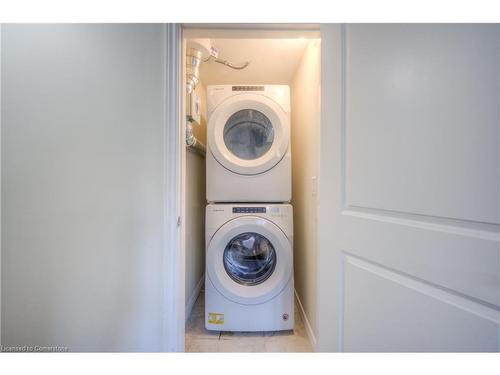 6-408 Guelph Avenue, Cambridge, ON - Indoor Photo Showing Laundry Room