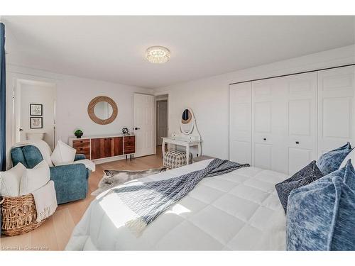 39 Windermere Court, Kitchener, ON - Indoor Photo Showing Bedroom