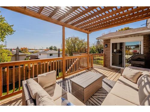 39 Windermere Court, Kitchener, ON - Outdoor With Deck Patio Veranda With Exterior