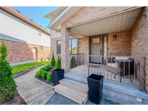 39 Windermere Court, Kitchener, ON - Outdoor With Deck Patio Veranda With Exterior