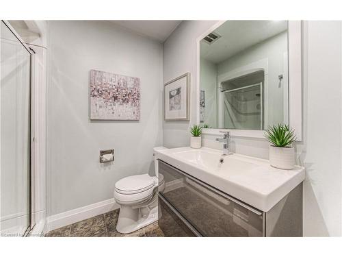 351 Thorncrest Drive, Waterloo, ON - Indoor Photo Showing Bathroom