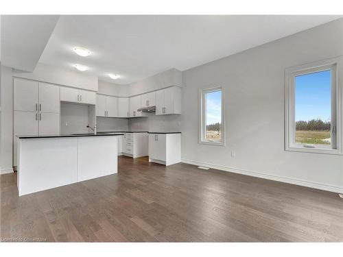 109 Ballantyne Avenue, Atwood, ON - Indoor Photo Showing Kitchen