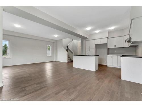 109 Ballantyne Avenue, Atwood, ON - Indoor Photo Showing Kitchen