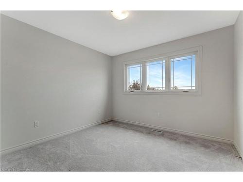 109 Ballantyne Avenue, Atwood, ON - Indoor Photo Showing Other Room