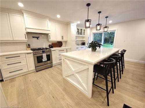 11719 Guelph Line, Milton, ON - Indoor Photo Showing Kitchen With Upgraded Kitchen